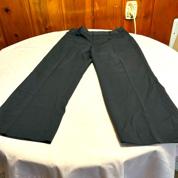 GAP Pants - Gap Stretch Wide Leg Ankle Pant Size 4